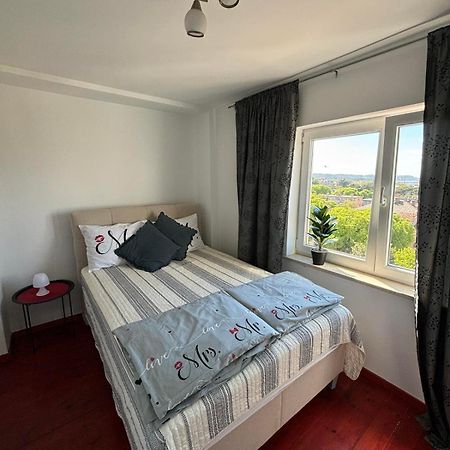 Appartement Ana à Pula Extérieur photo